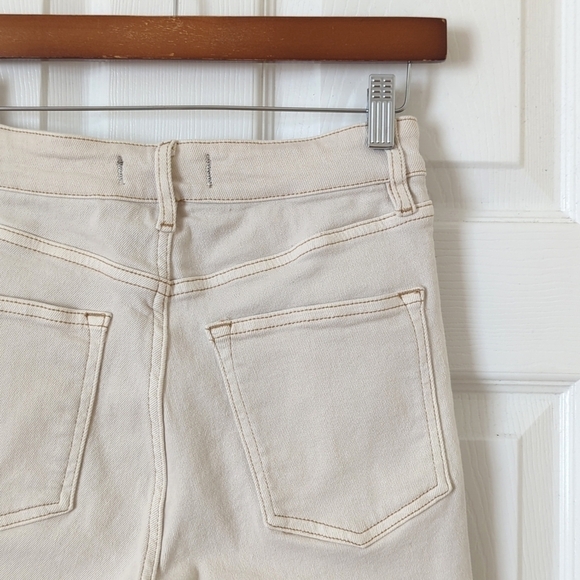 We The Free Classic High Rise Mid Length Raw Hem Denim Jean Shorts Beige 28 - Picture 11 of 11